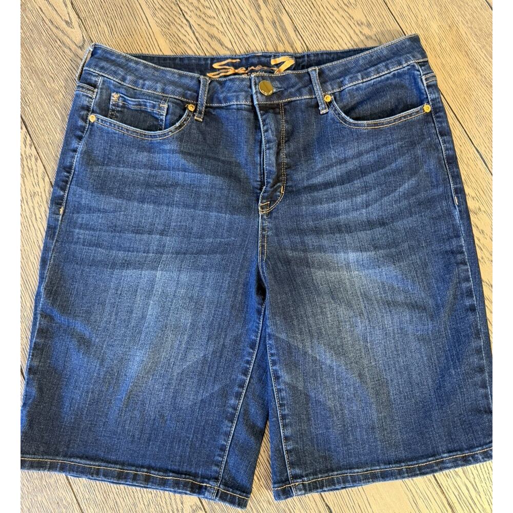 Seven 7 Weekend Bermuda Jean Shorts Women's Size 16 Blue Denim Dark Wash Stretch
